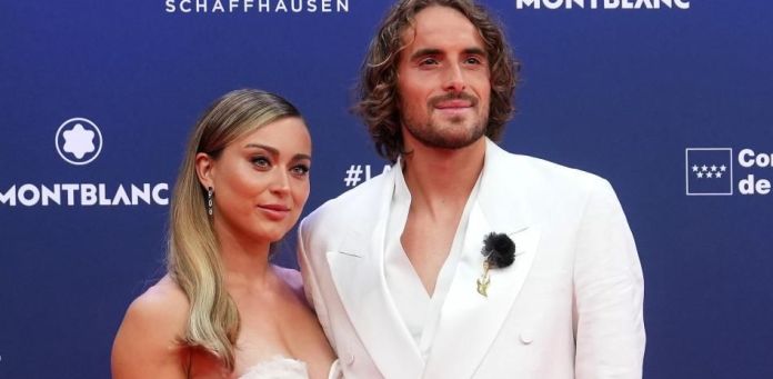 Badosa torna sulla relazione con Tsitsipas: “Quando ci sono situazioni tossiche, tutto diventa complicato. I giornali titoleranno Badosa attacca Tsitispas? Se lo merita” Badosa torna sulla relazione con Tsitsipas: “Quando ci sono situazioni tossiche, tutto diventa complicato. I giornali titoleranno Badosa attacca Tsitispas? Se lo merita”