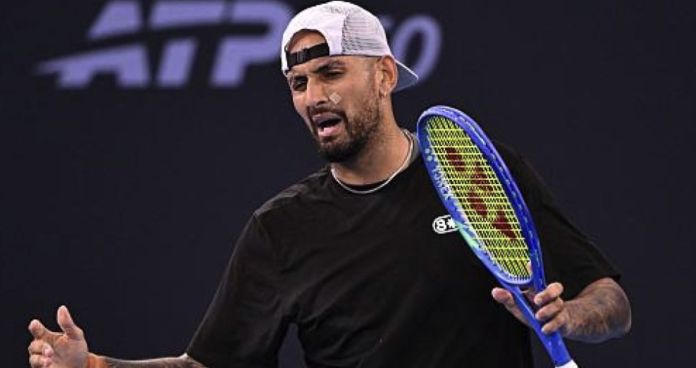 ATP 250 Stoccarda e Hertogenbosch: I Risultati completi con il dettaglio del Day 2. Ritorna in campo Nick Kyrgios a Stoccarda (LIVE) ATP 250 Stoccarda e Hertogenbosch: I Risultati completi con il dettaglio del Day 2. Ritorna in campo Nick Kyrgios a Stoccarda (LIVE)