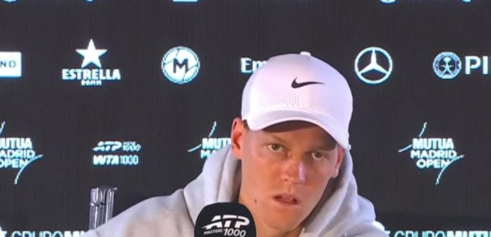 Sinner elogia Rafa Jódar: “Ha colpi potentissimi, mi piace la sua mentalità” (Video della partita) Sinner elogia Rafa Jódar: “Ha colpi potentissimi, mi piace la sua mentalità” (Video della partita)