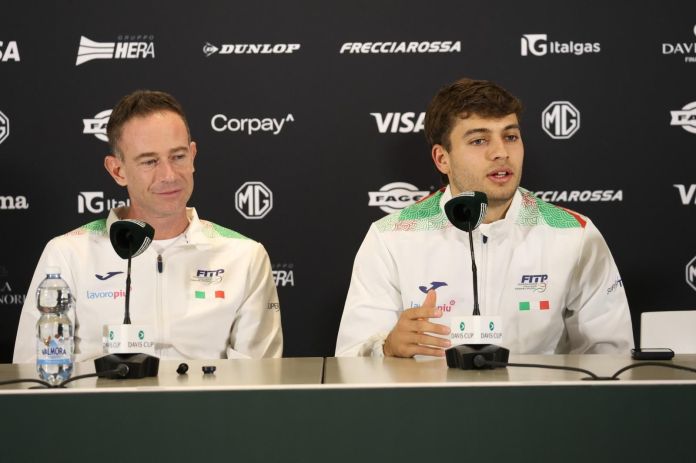 Davis Cup: Italia vs. Spagna, sarà la sfida n.14, la prima con in palio “l’insalatiera” Davis Cup: Italia vs. Spagna, sarà la sfida n.14, la prima con in palio “l’insalatiera”