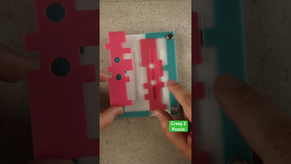 Merayap 2 bagian ini ke dalam bingkai creep 2. #puzzlesolving Merayap 2 bagian ini ke dalam bingkai creep 2. #puzzlesolving