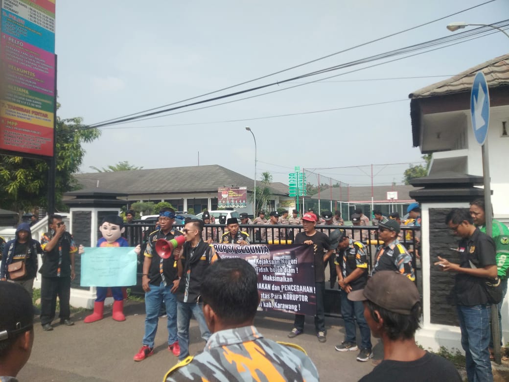 Kejari Karawang Kejari Karawang