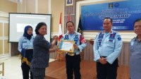 Lapas Bersinar Lapas Bersinar