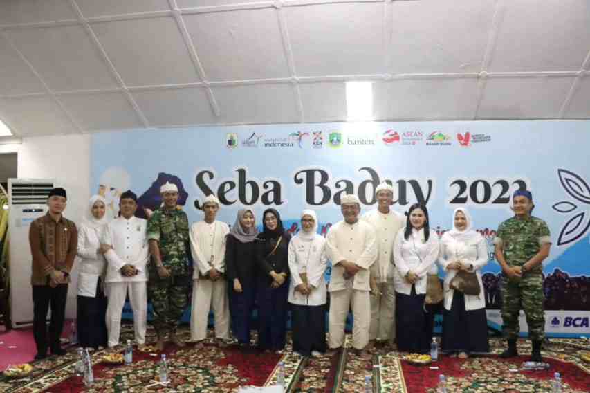 Kapolres Lebak Hadiri Acara Seba Baduy 2023 di Pendopo Kapolres Lebak Hadiri Acara Seba Baduy 2023 di Pendopo