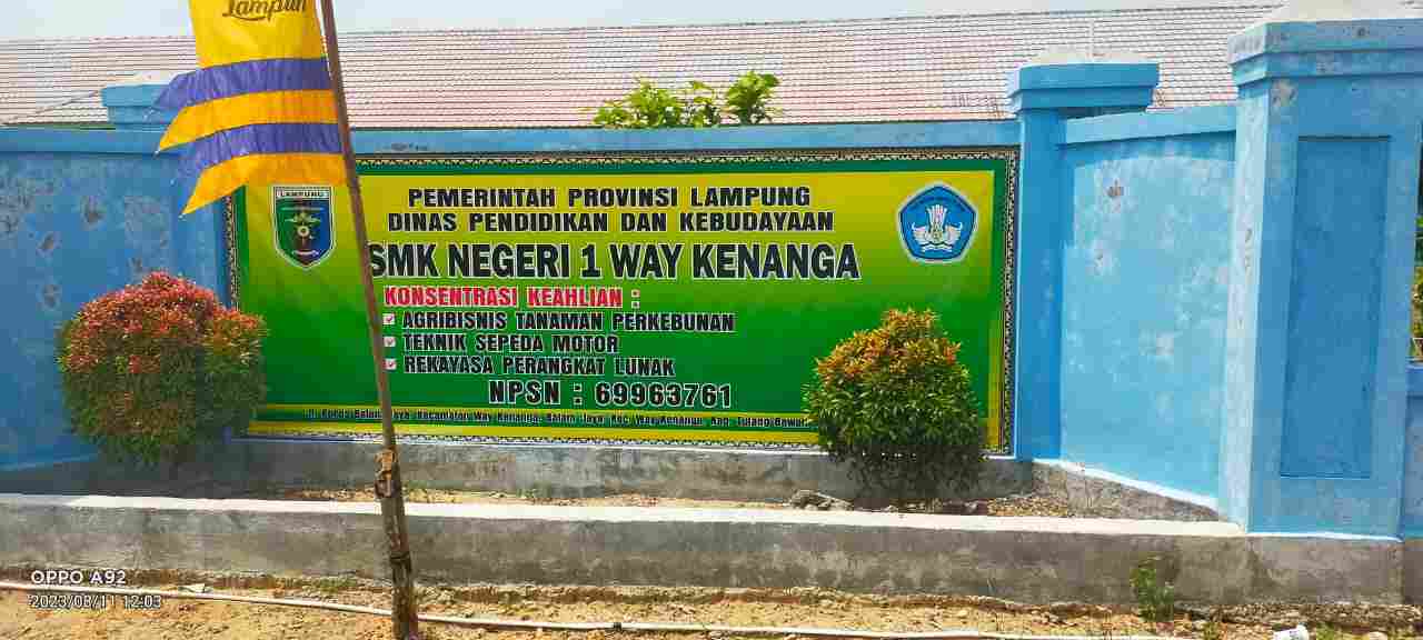 MIRIS! Diduga Murid SMKN 1 Telah Menghamili Murid SMPN 17 di Waykenanga MIRIS! Diduga Murid SMKN 1 Telah Menghamili Murid SMPN 17 di Waykenanga
