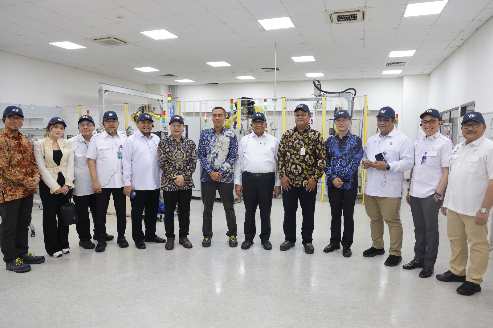 Tangkap Geliat Pasar Electric Vehicle, Kemnaker Siapkan SDM Terampil untuk Sektor Green Jobs Tangkap Geliat Pasar Electric Vehicle, Kemnaker Siapkan SDM Terampil untuk Sektor Green Jobs
