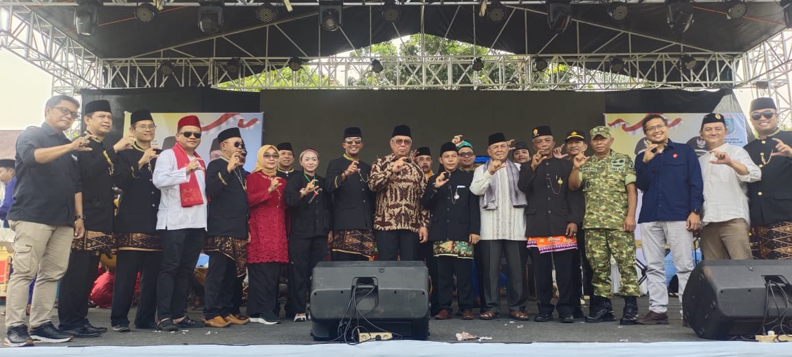 Ciputat Timur Jadi Panggung Pertama Gebyar Tradisi Betawi Kota Tangsel Ciputat Timur Jadi Panggung Pertama Gebyar Tradisi Betawi Kota Tangsel