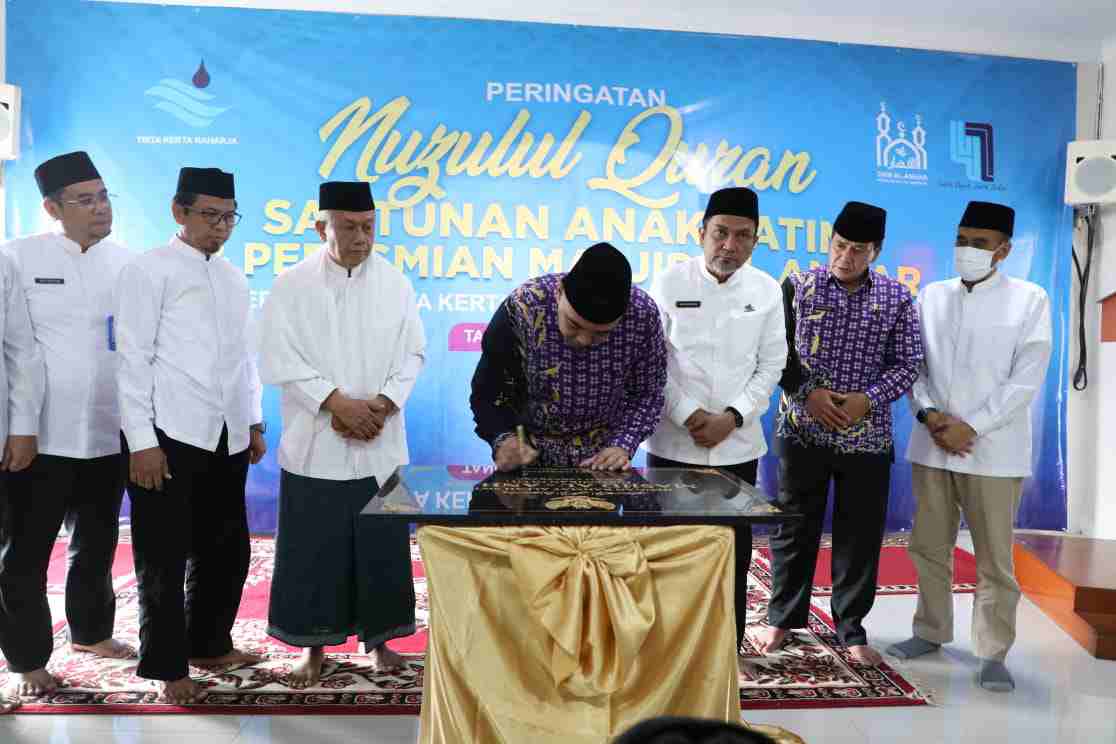 Bupati Zaki Hadiri Rangkaian Peringatan HUT Ke-47 Perumdam TKR Bupati Zaki Hadiri Rangkaian Peringatan HUT Ke-47 Perumdam TKR