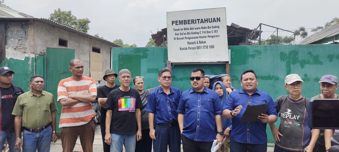 Plang Kepemilikan Atas Tanah Plang Kepemilikan Atas Tanah
