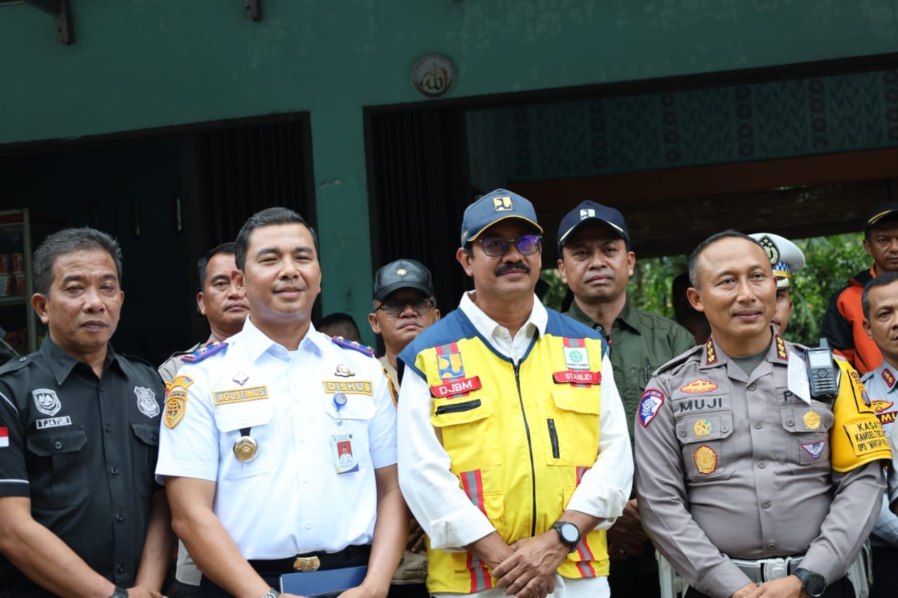 Besok pagi, Ruas Jalan Nasional Medan-Berastagi Dibuka Situasional, Kadishub Sumut: Pembatasan Kendaraan Berat sesuai PM 75/2021 Besok pagi, Ruas Jalan Nasional Medan-Berastagi Dibuka Situasional, Kadishub Sumut: Pembatasan Kendaraan Berat sesuai PM 75/2021