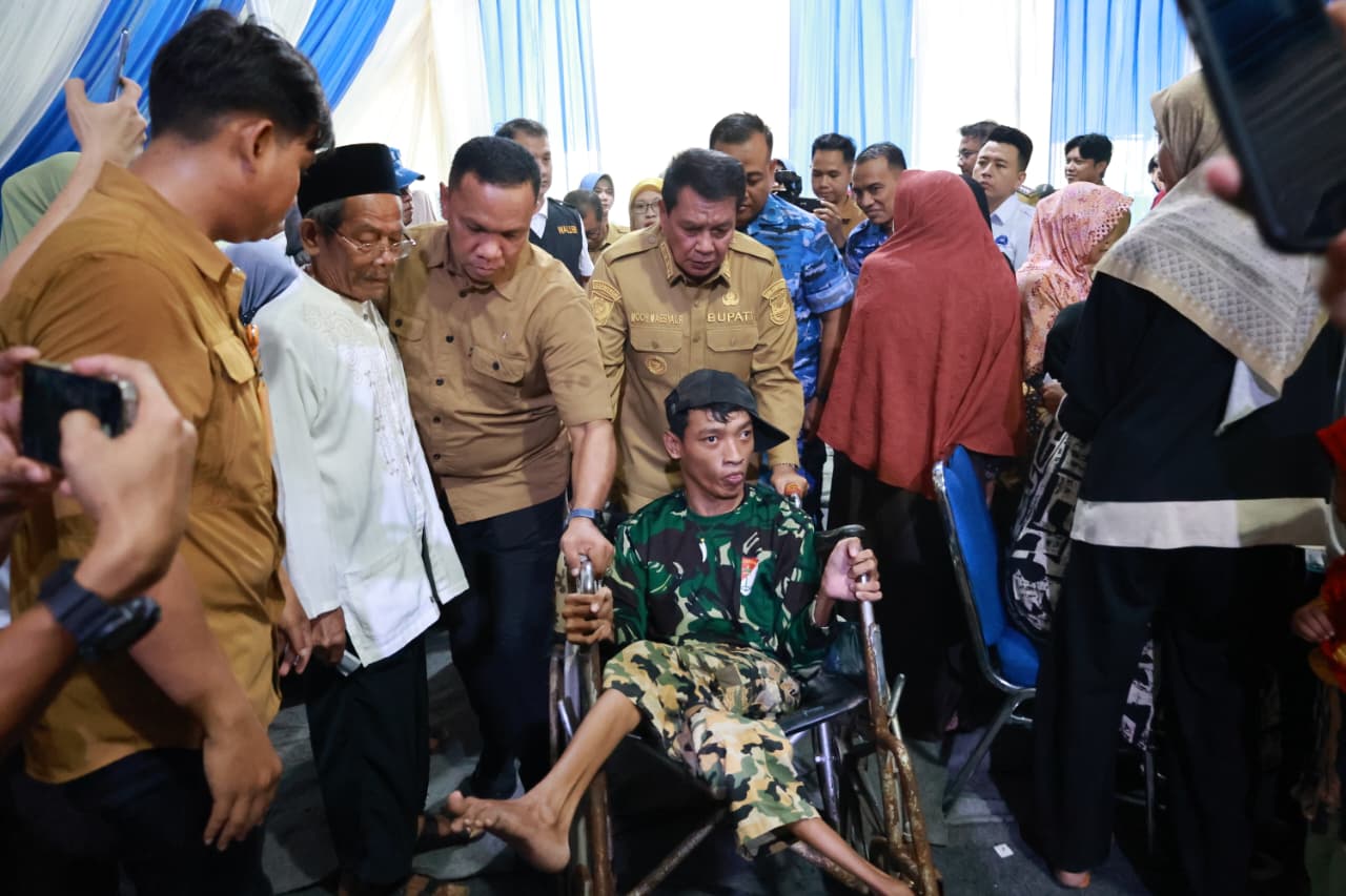 Bupati Tangerang Puji Satrad 401 Tanjung Kait: TNI Bukan Hanya Jaga Negara, Tapi Juga Sukseskan Program Pemerintah Bupati Tangerang Puji Satrad 401 Tanjung Kait: TNI Bukan Hanya Jaga Negara, Tapi Juga Sukseskan Program Pemerintah