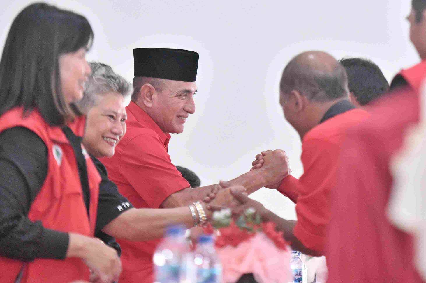 Ribka Tjiptaning Ribka Tjiptaning