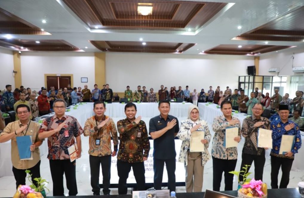 Kantah Tangsel Penyerahan 33 Sertipikat Aset Pemkot dan Pemprov Kantah Tangsel Penyerahan 33 Sertipikat Aset Pemkot dan Pemprov