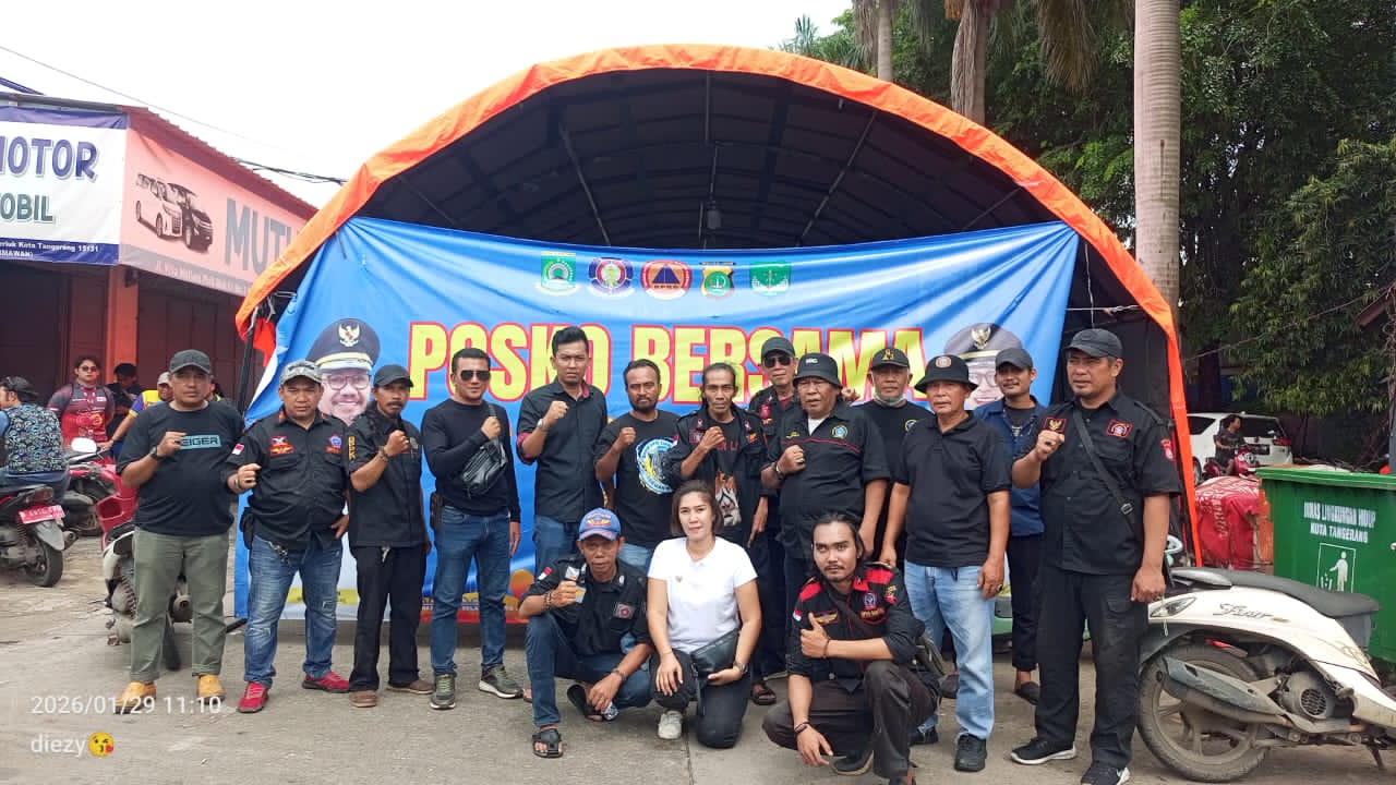 Banjir Periuk Tangerang : Ormas BPPKB Banten Gelar Aksi Kemanusiaan Banjir Periuk Tangerang : Ormas BPPKB Banten Gelar Aksi Kemanusiaan