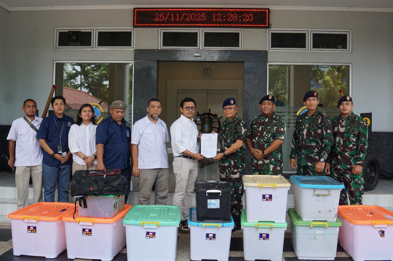 Operasi Kilat! TNI AL Tumpas Penyelundupan 133 Reptil Langka Operasi Kilat! TNI AL Tumpas Penyelundupan 133 Reptil Langka