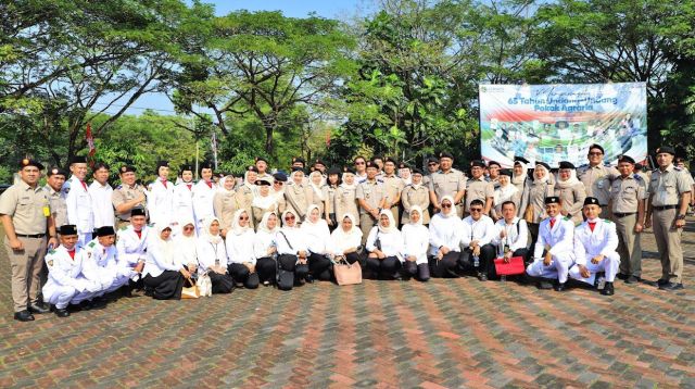 65 Tahun UUPA, “Tanah Terjaga, Ruang Tertata, Wujudkan Astacita” Untuk Kesejahteraan Masyarakat 65 Tahun UUPA, “Tanah Terjaga, Ruang Tertata, Wujudkan Astacita” Untuk Kesejahteraan Masyarakat