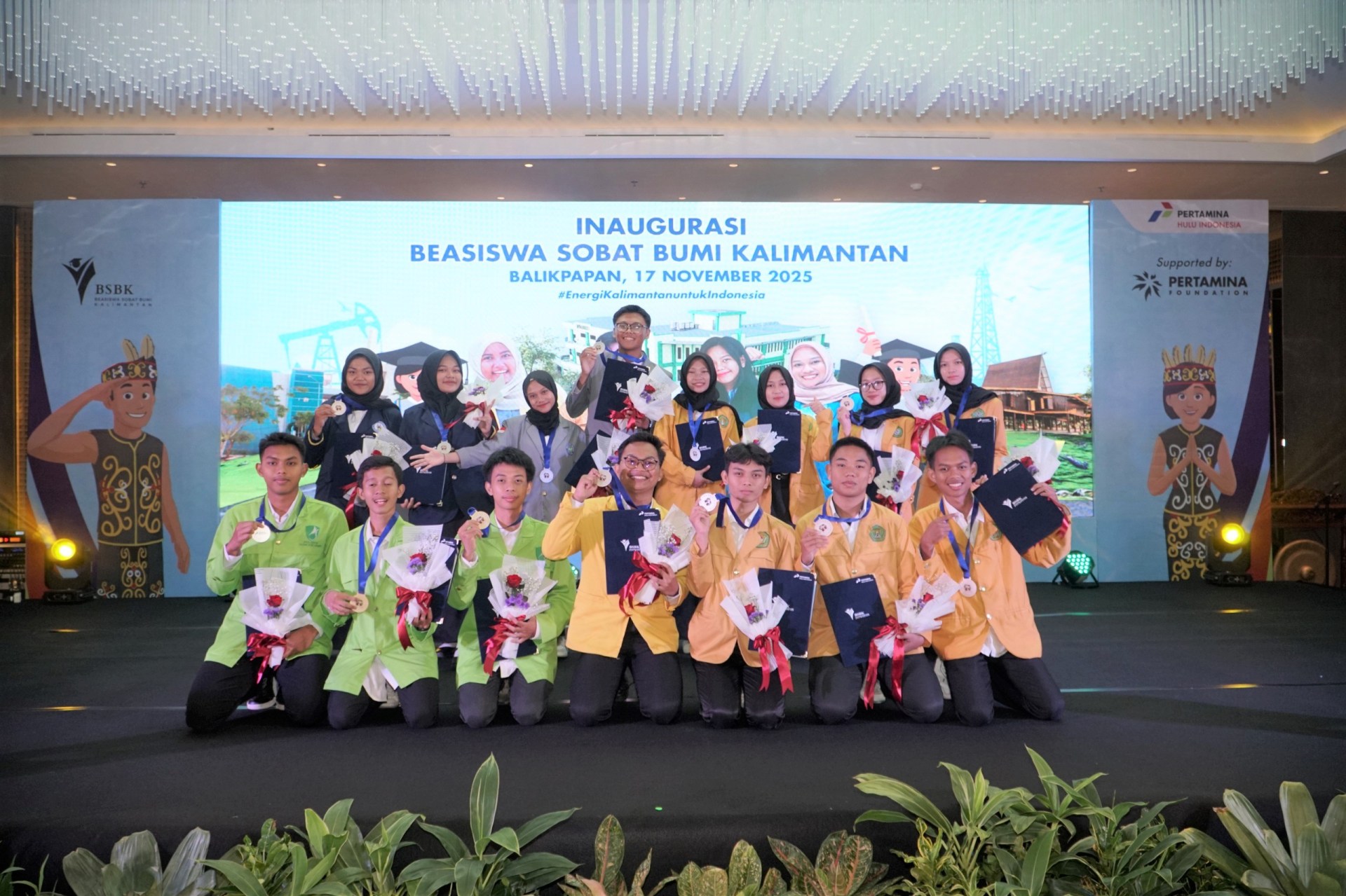 Pertamina Hulu Indonesia Berikan Beasiswa Penuh untuk 15 Putra-Putri Terbaik Kalimantan Pertamina Hulu Indonesia Berikan Beasiswa Penuh untuk 15 Putra-Putri Terbaik Kalimantan