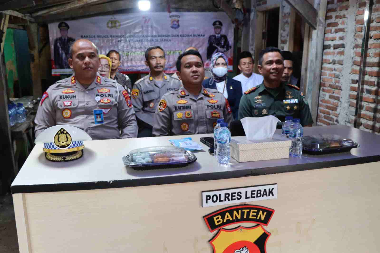 Zoom meeting bersama Forkompimda Zoom meeting bersama Forkompimda