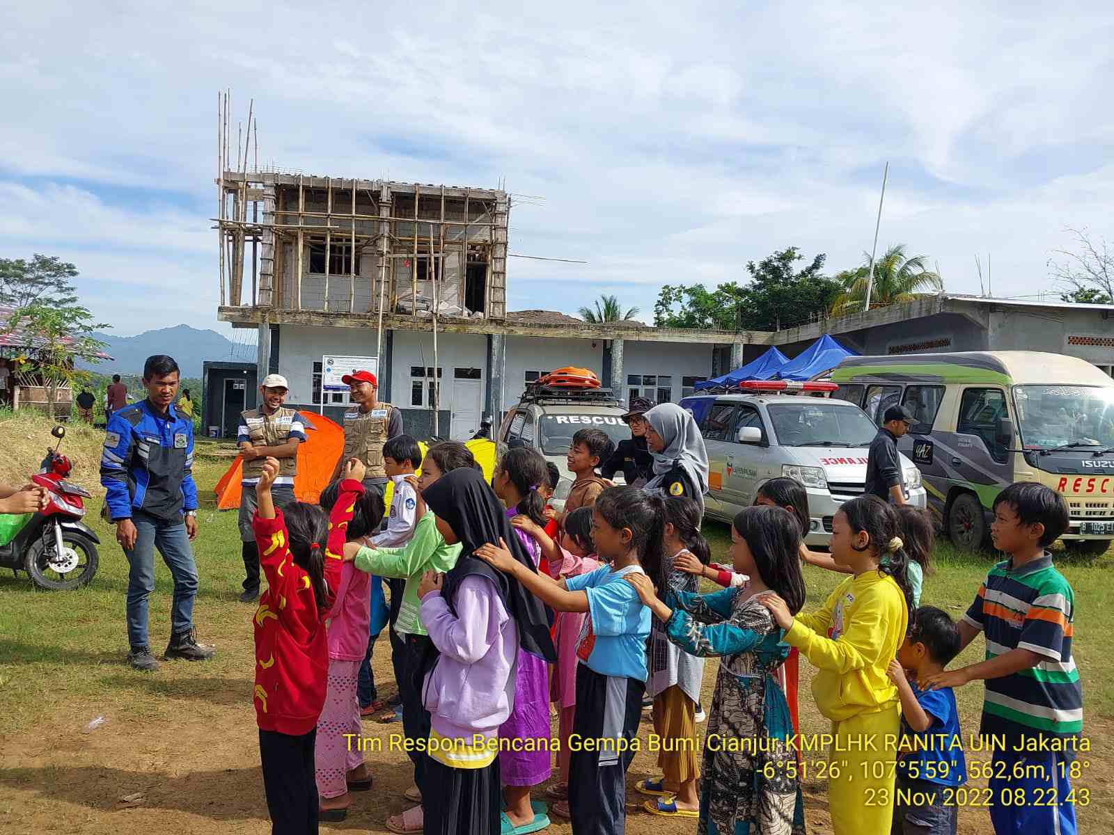 RANITA UIN Syarif Hidayatullah Respon Bencana Gempa Cianjur RANITA UIN Syarif Hidayatullah Respon Bencana Gempa Cianjur