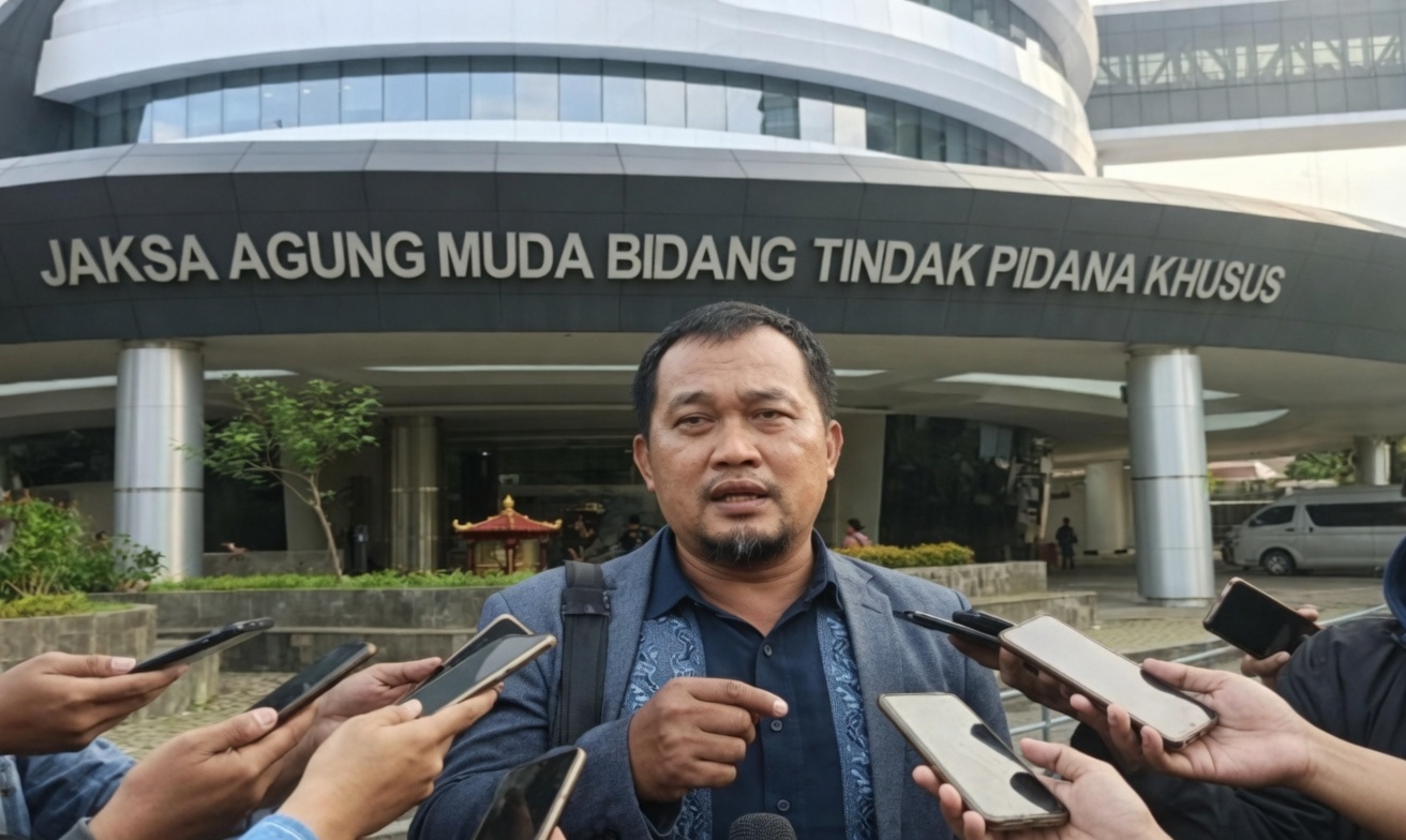 MAKI Tekan Kejagung: Buka Semua Dugaan Permainan Hery Susanto di Ombudsman MAKI Tekan Kejagung: Buka Semua Dugaan Permainan Hery Susanto di Ombudsman