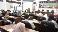 Midian Sirait Midian Sirait