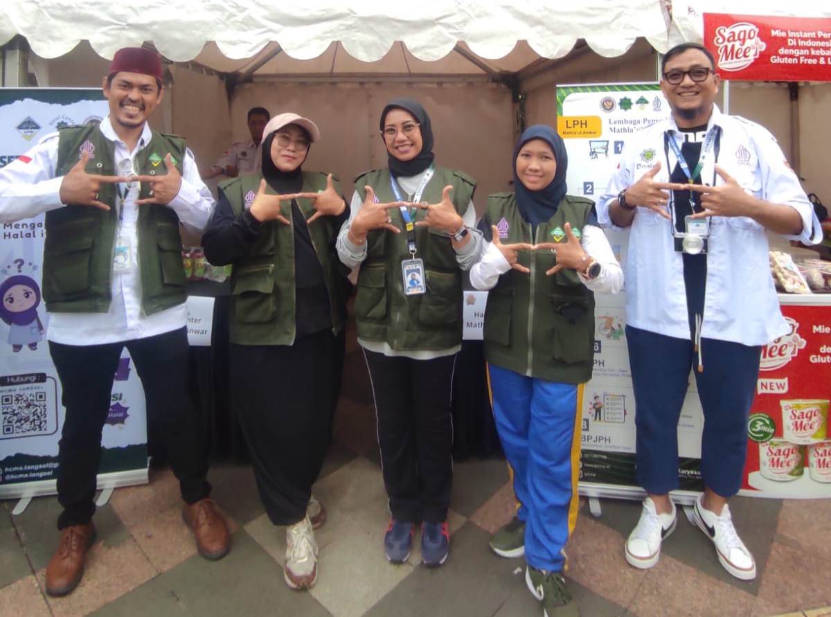 Halal Center Mathla’ul Anwar (HCMA) Meriahkan CFD Jakarta Halal Market Halal Center Mathla’ul Anwar (HCMA) Meriahkan CFD Jakarta Halal Market