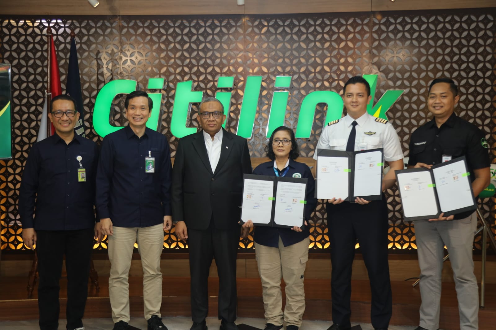 Wamenaker, Tata Kelola Sehat Dan SDM Kompeten Kunci Daya Saing BUMN Wamenaker, Tata Kelola Sehat Dan SDM Kompeten Kunci Daya Saing BUMN