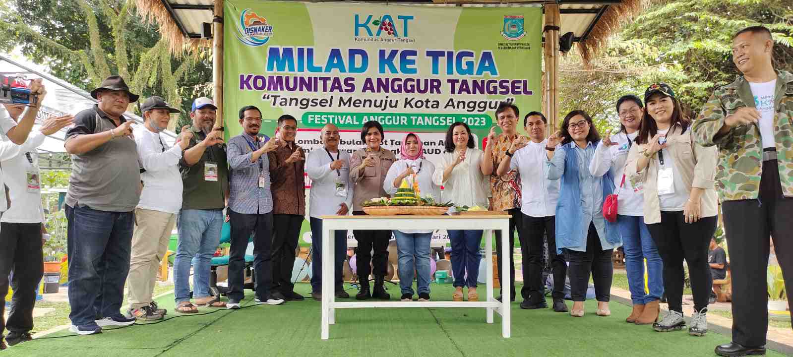Komunitas Anggur Tangsel Komunitas Anggur Tangsel