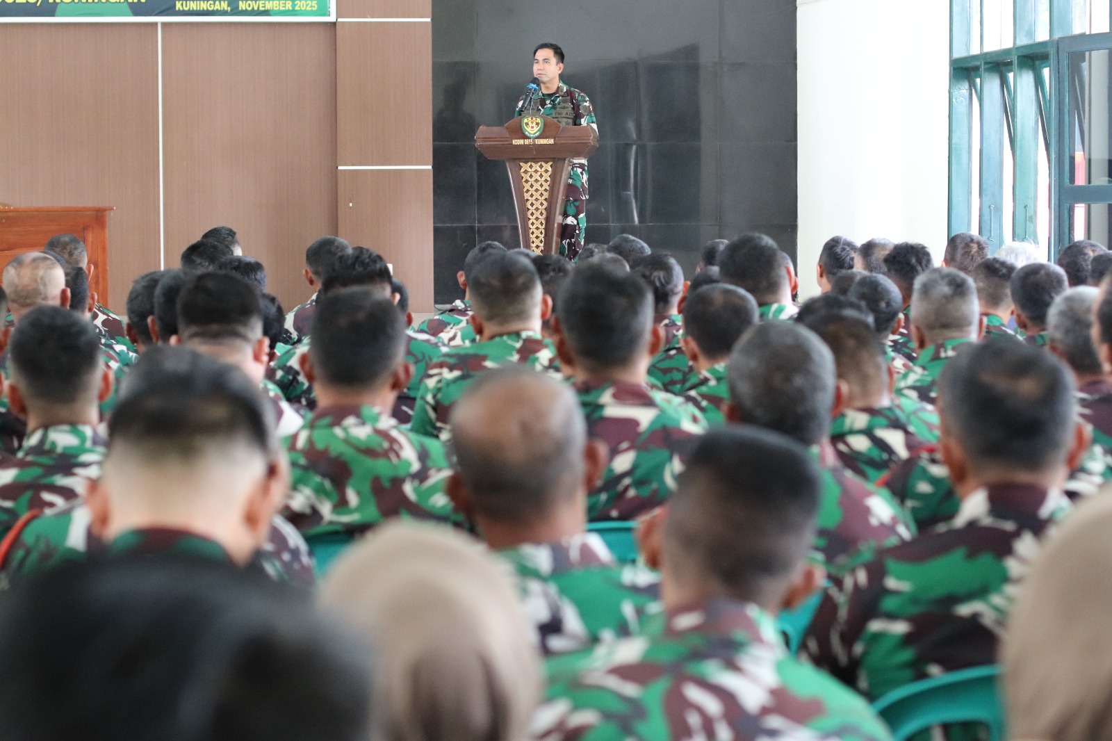 Pengarahan Penting Kepada Seluruh Anggota Dan Pengarahan Penting Kepada Seluruh Anggota Dan PNS Kodim 0615/Kuningan Pengarahan Penting Kepada Seluruh Anggota Dan Pengarahan Penting Kepada Seluruh Anggota Dan PNS Kodim 0615/Kuningan