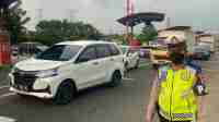H-7 Idul Fitri, Kabidhumas Polda Banten : Terjadi Peningkatan Arus Kendaraan di Jalan Tol, Agar Pengendara Tetap Berhati-hati H-7 Idul Fitri, Kabidhumas Polda Banten : Terjadi Peningkatan Arus Kendaraan di Jalan Tol, Agar Pengendara Tetap Berhati-hati
