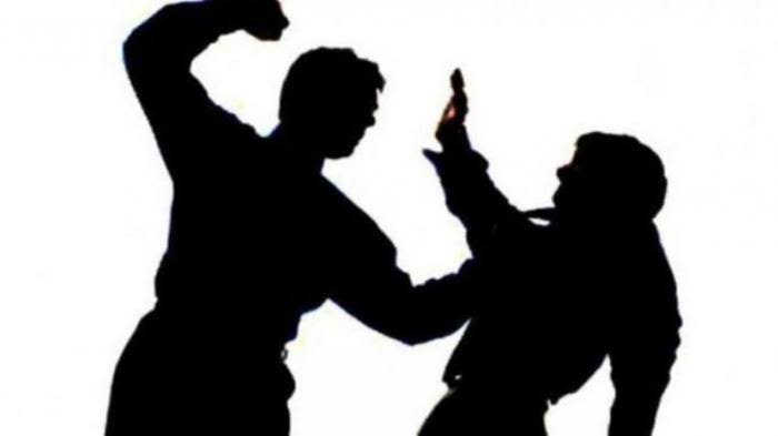 Guru Dianiaya Guru Dianiaya