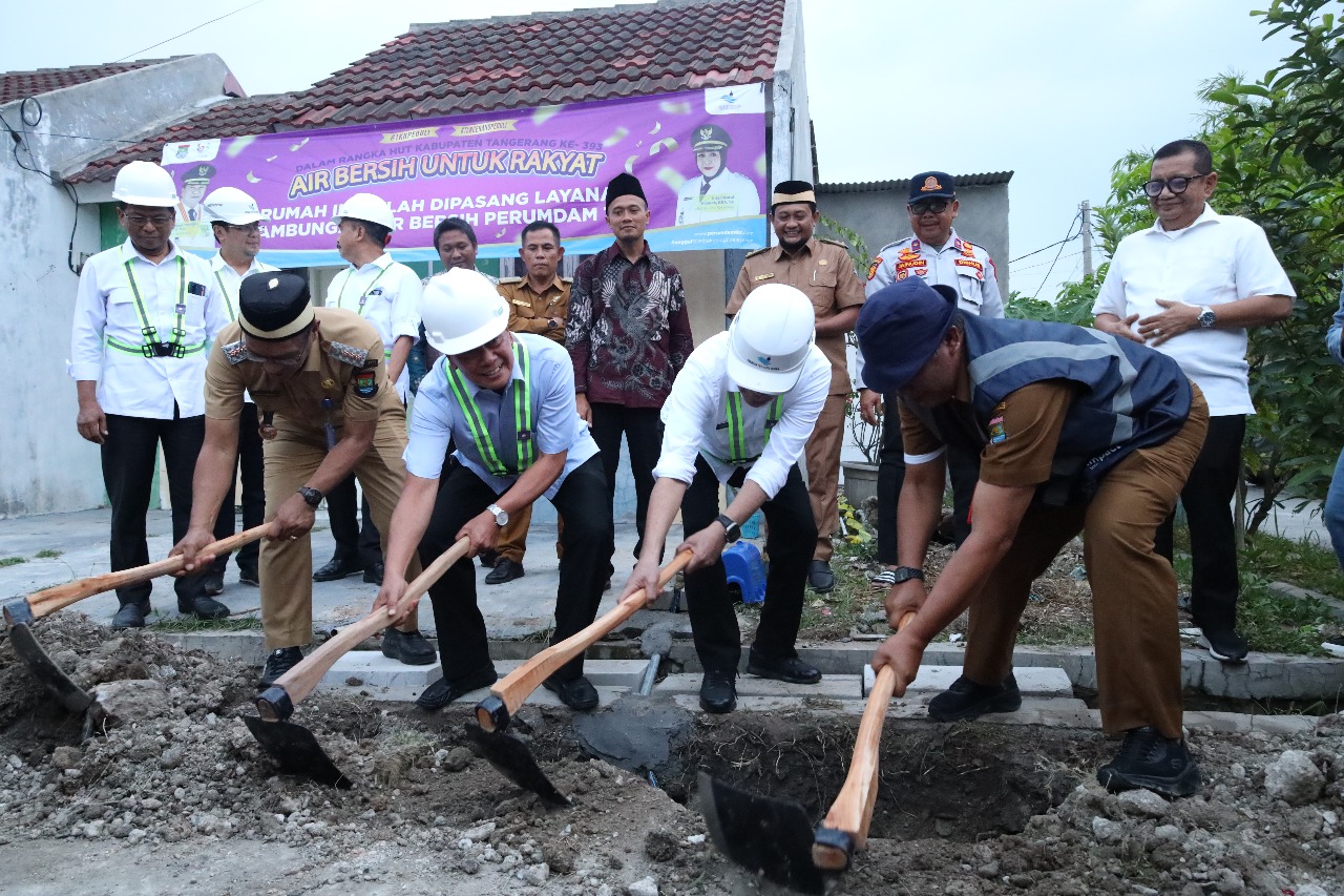 Semarak HUT ke-393 Kabupaten Tangerang, PERUMDAM TKR Berikan Kontribusi Nyata Lewat Program SL Gratis Semarak HUT ke-393 Kabupaten Tangerang, PERUMDAM TKR Berikan Kontribusi Nyata Lewat Program SL Gratis