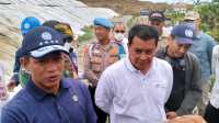 Bupati Dampingi Hanif Faisol Nurofiq Meninjau Lokasi Waste To Energy di TPA Jatiwaringin Bupati Dampingi Hanif Faisol Nurofiq Meninjau Lokasi Waste To Energy di TPA Jatiwaringin