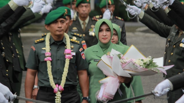Sertijab Dandim 0714/Salatiga Letkol Kav Fajar Hapsari Nugroho, S.I.P Sertijab Dandim 0714/Salatiga Letkol Kav Fajar Hapsari Nugroho, S.I.P