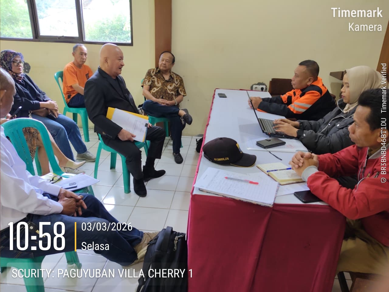 Polemik Dapur Gizi di Cipanas: Kepala Desa Palasari Akui Izin Lingkungan SPPG Tidak Sah Polemik Dapur Gizi di Cipanas: Kepala Desa Palasari Akui Izin Lingkungan SPPG Tidak Sah