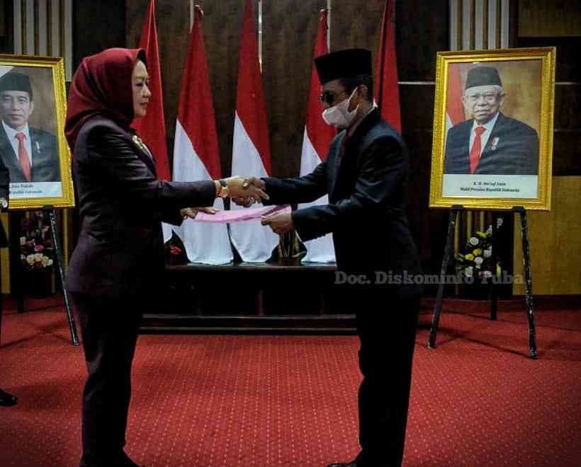 Bupati Winarti Lantik 49 Pejabat Bupati Winarti Lantik 49 Pejabat