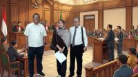 Broery Awuy Tak Terima Dijadikan Penanggung Utang Perusahaan William Soeryadjaya Broery Awuy Tak Terima Dijadikan Penanggung Utang Perusahaan William Soeryadjaya