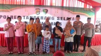 Polres Tangsel Gelar Bakti Sosial Menyambut Bulan Ramadhan Polres Tangsel Gelar Bakti Sosial Menyambut Bulan Ramadhan