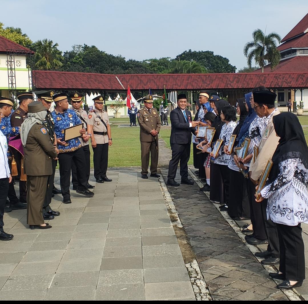 Hardiknas Di Tangerang, Kadisdik Dadan Gandana Kobarkan Semangat Inovasi Hardiknas Di Tangerang, Kadisdik Dadan Gandana Kobarkan Semangat Inovasi