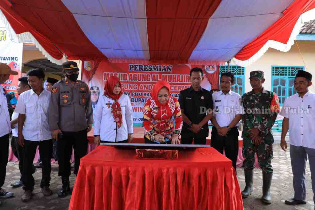 Resmikan Masjid Agung Al Muhajirin Resmikan Masjid Agung Al Muhajirin