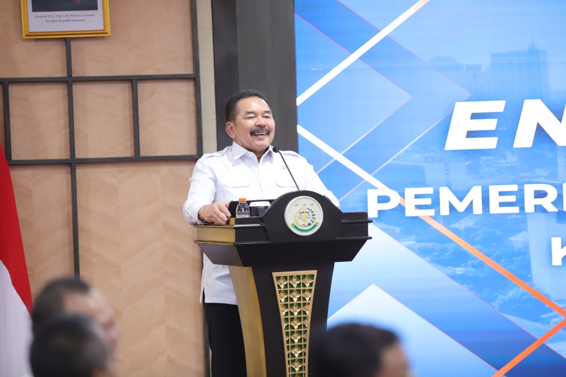 Jaksa Agung Tekankan Transparansi dalam Pemeriksaan Laporan Keuangan Kejaksaan 2025 Jaksa Agung Tekankan Transparansi dalam Pemeriksaan Laporan Keuangan Kejaksaan 2025