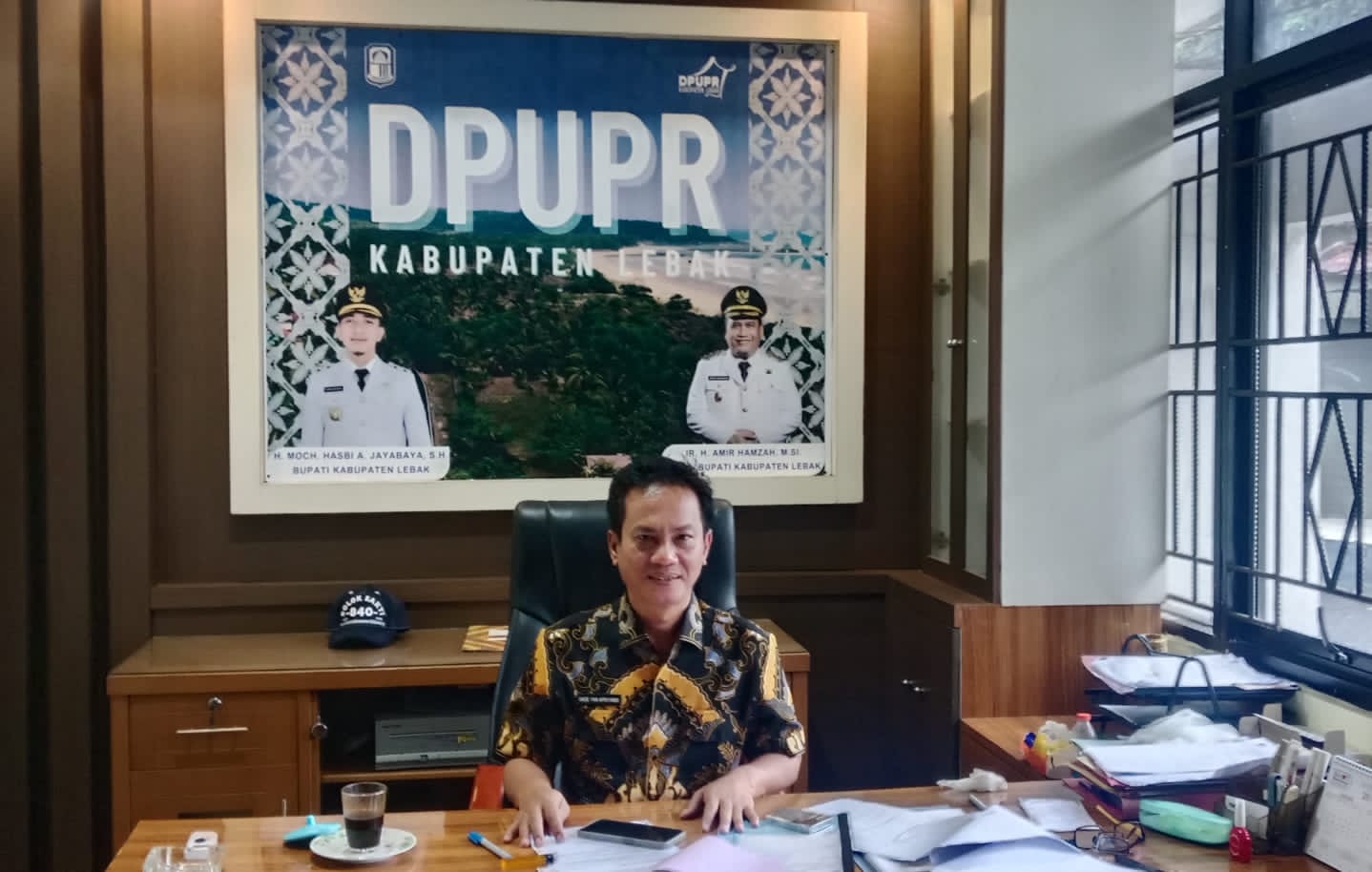 Dinas PUPR Lebak Gandeng Yonif 840 dan PT Karya Abadi Perbaiki Jalan Gedong-Sekarwangi Dinas PUPR Lebak Gandeng Yonif 840 dan PT Karya Abadi Perbaiki Jalan Gedong-Sekarwangi