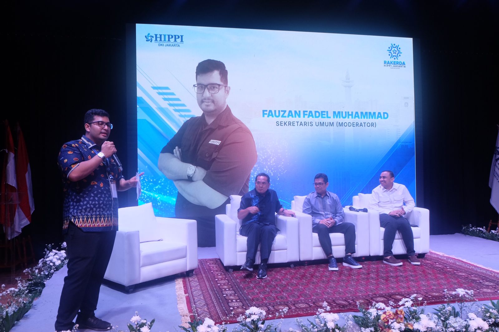 Dari Tarif 32% ke 19%: Diplomasi yang Menjaga 1% PDB dan Stabilitas Industri Nasional Dari Tarif 32% ke 19%: Diplomasi yang Menjaga 1% PDB dan Stabilitas Industri Nasional