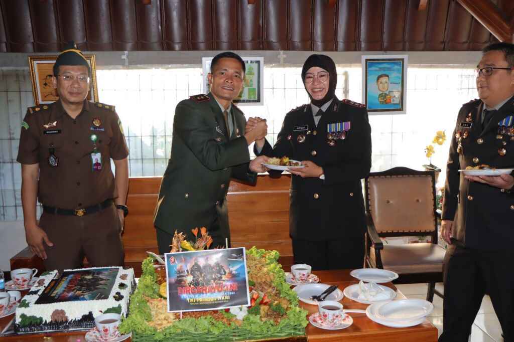 HUT TNI Ke-78 HUT TNI Ke-78