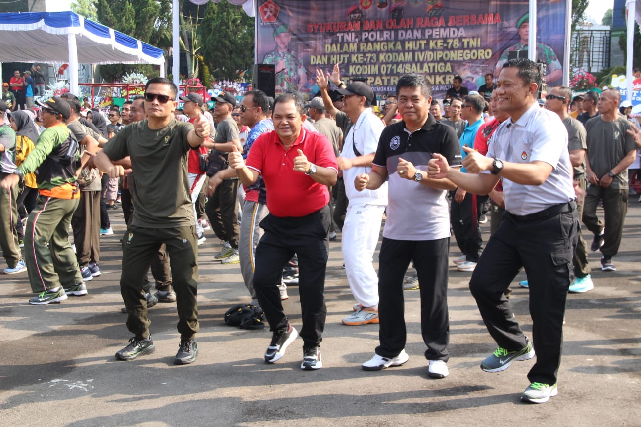 Meriahkan HUT TNI ke-78, Kodim 0714/Salatiga Gelar Senam Bersama Dan Panggung Hiburan Meriahkan HUT TNI ke-78, Kodim 0714/Salatiga Gelar Senam Bersama Dan Panggung Hiburan