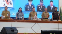 Sekda Buka Sosialisasi Penguatan Budaya Hukum Dalam Kehidupan Masyarakat Desa. Sekda Buka Sosialisasi Penguatan Budaya Hukum Dalam Kehidupan Masyarakat Desa.