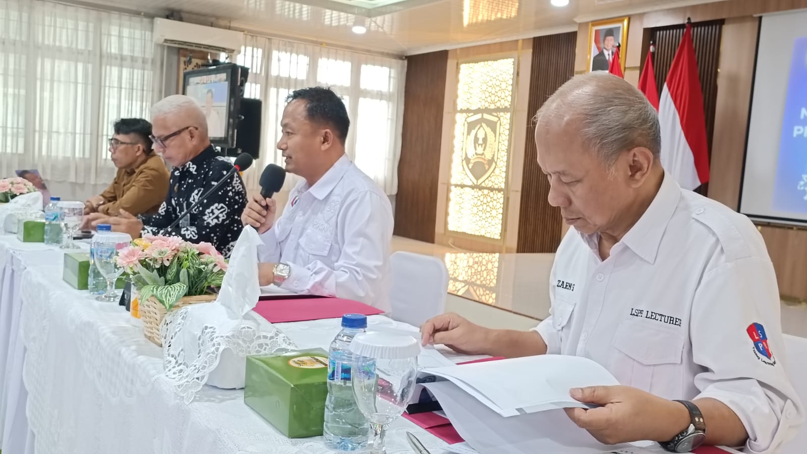 Zarman Syah: Data dan Empati, Dua Kunci Komunikasi Krisis di Era Digital Zarman Syah: Data dan Empati, Dua Kunci Komunikasi Krisis di Era Digital