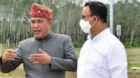 Warga Tubaba Antusias Sambut Anis Rasyid Baswedan di Bumi Sai Mangi Wawai Warga Tubaba Antusias Sambut Anis Rasyid Baswedan di Bumi Sai Mangi Wawai