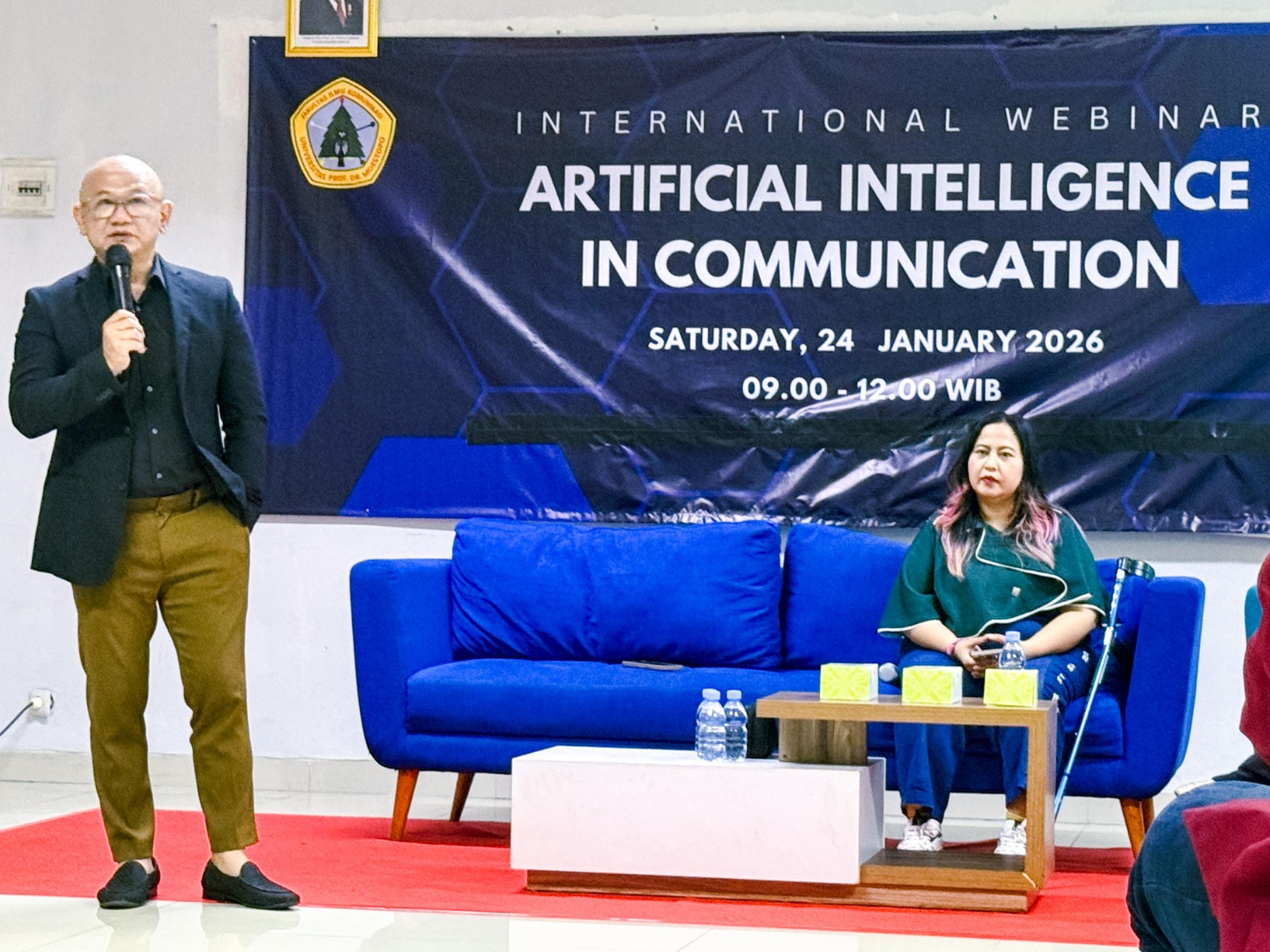 AI Jadi Kunci Komunikasi Publik, Namun Etika Tetap di Tangan Manusia AI Jadi Kunci Komunikasi Publik, Namun Etika Tetap di Tangan Manusia