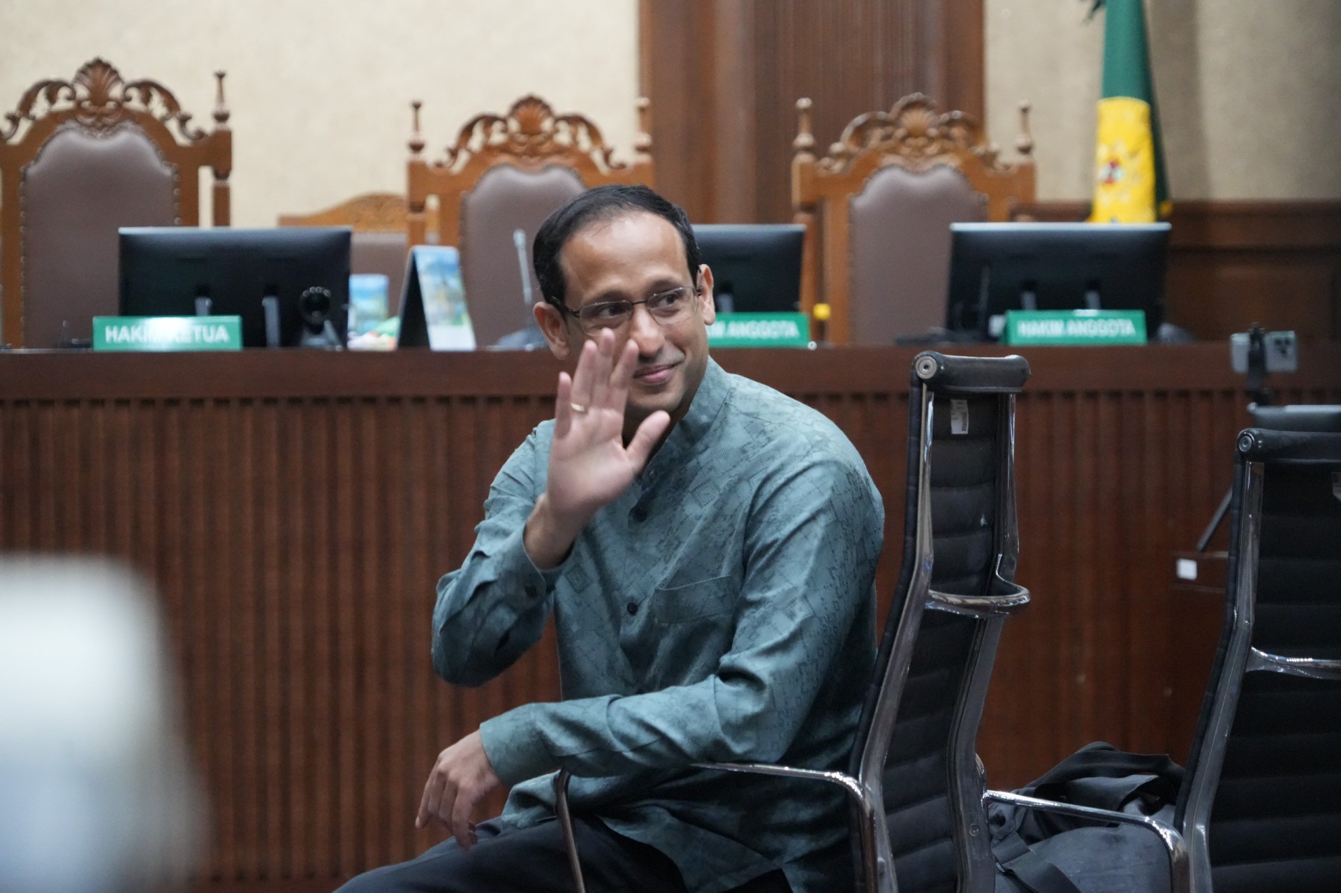 JPU Tolak Eksepsi Nadiem Makarim: Dakwaan Sudah Sah dan Kantongi Empat Alat Bukti JPU Tolak Eksepsi Nadiem Makarim: Dakwaan Sudah Sah dan Kantongi Empat Alat Bukti